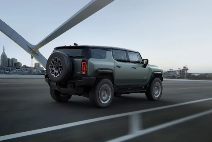 Hummer EV super cruise