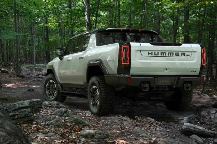 Hummer ev towing capacity