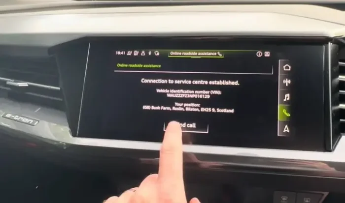 display online roadside assistant on Audi car
